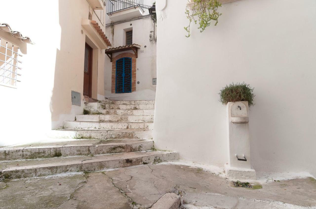Casa Vacanza Madonnella 10 Sperlonga Exteriör bild